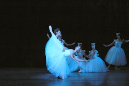 Giselle. Hayna Gutierrez and Victor Gili